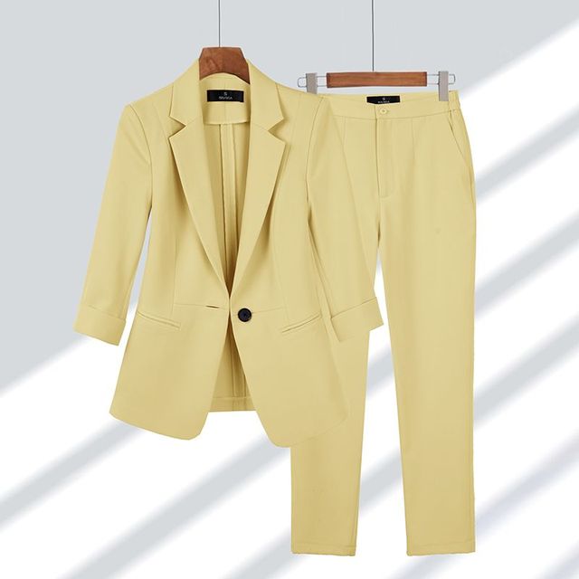 Vellana - Blazer and Pants Set