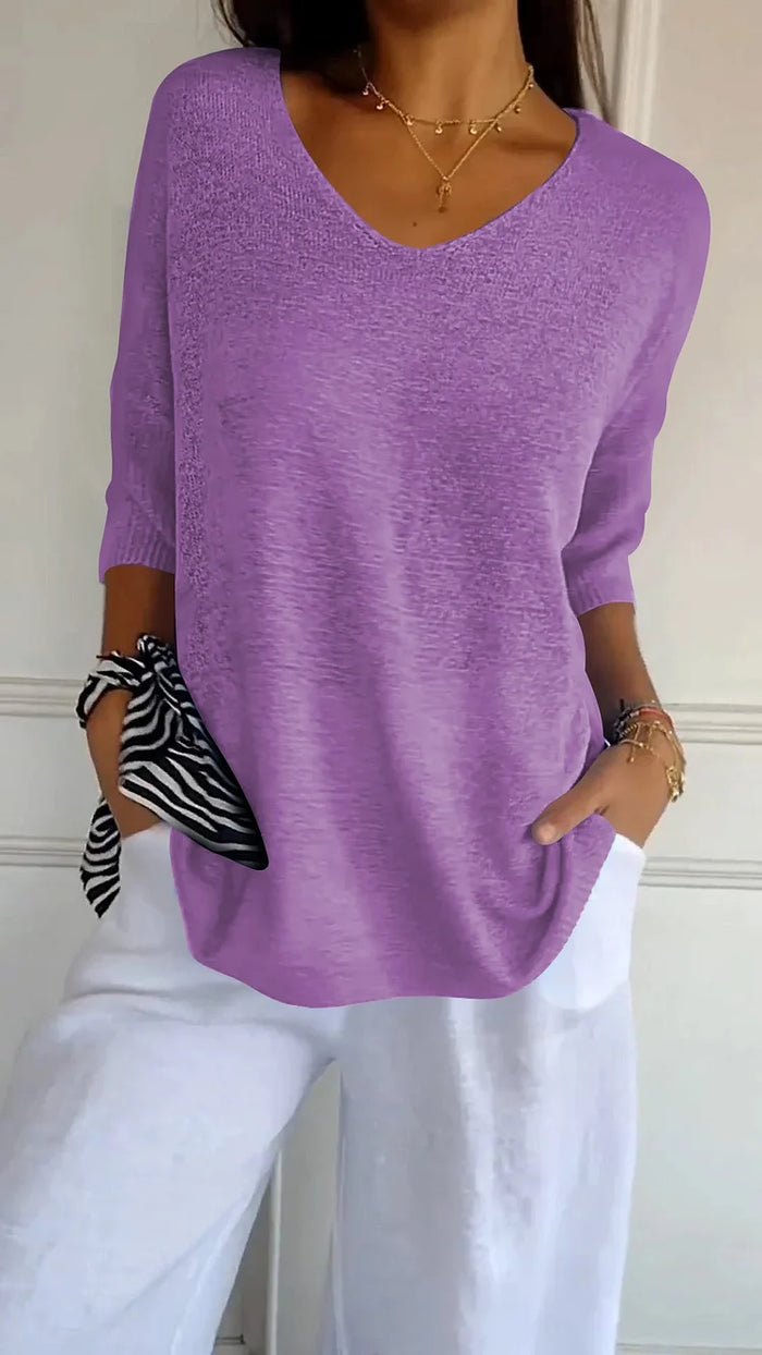 Chiara - Comfortable knit top with V-neckline